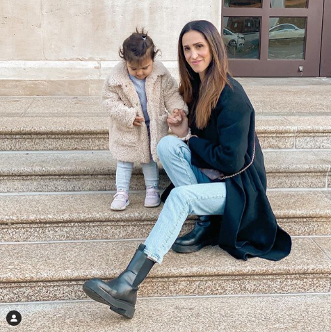 Zuebeyda and her daughter Larin